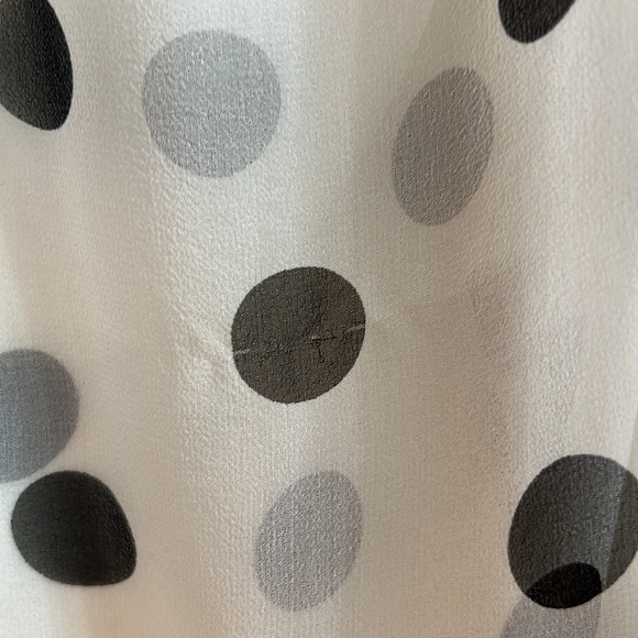 Karen Kane silk blouse - Picture 4 of 7